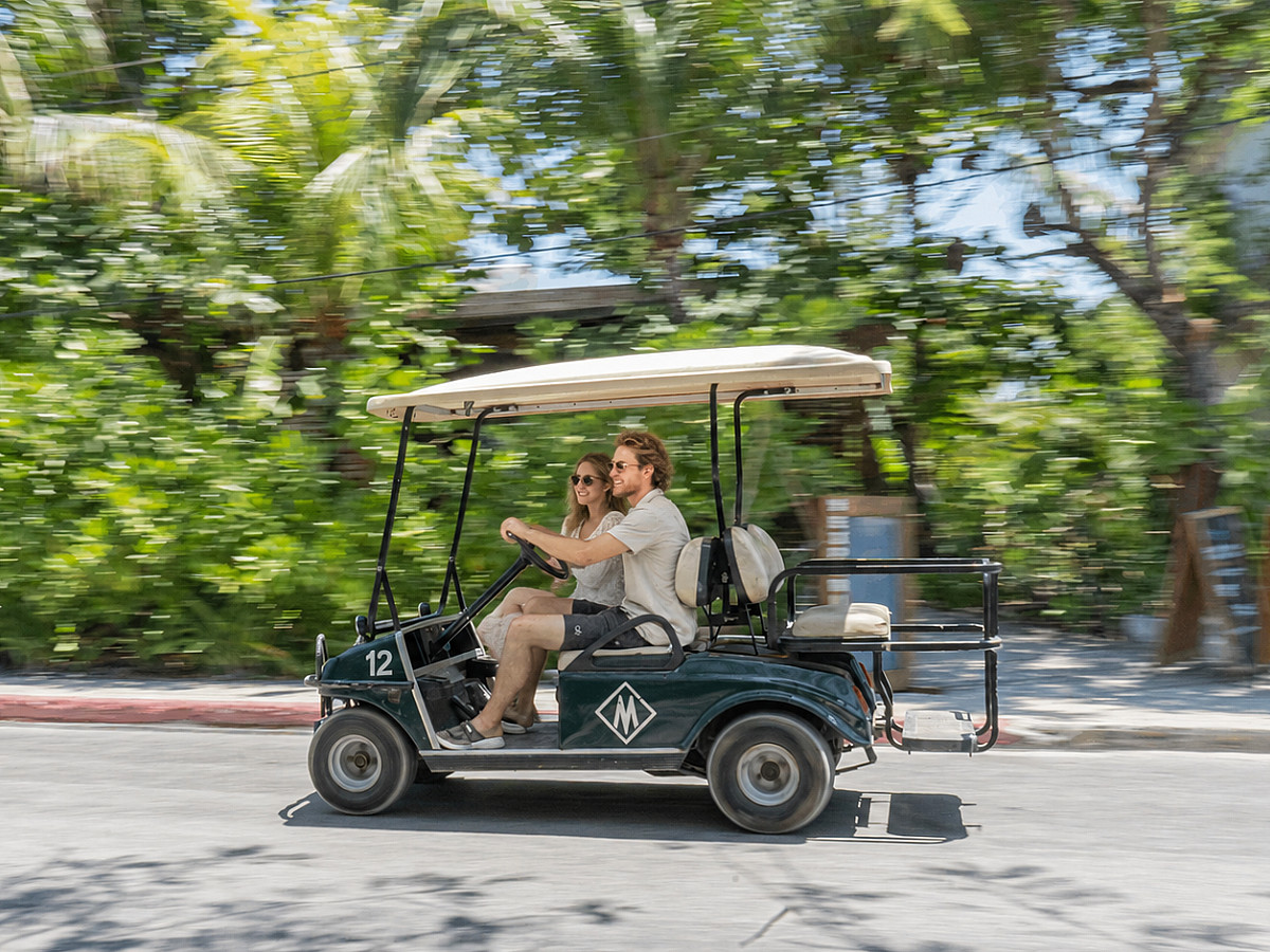 Carrito de Golf para 4 Personas (Horario Nocturno)