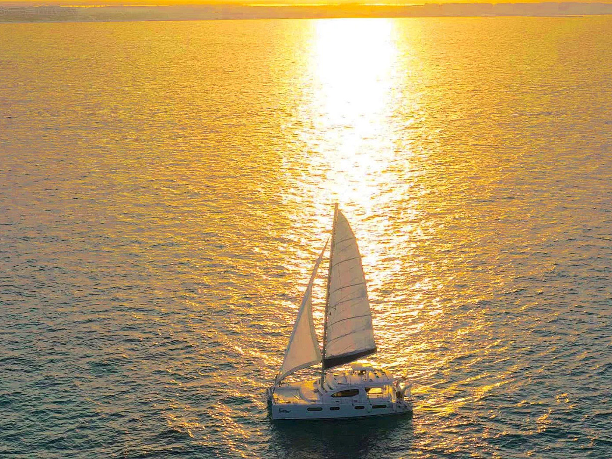 Sailing Tour
